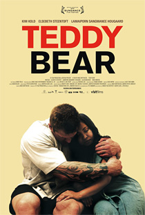 Medvedík (Teddy Bear, 2012)