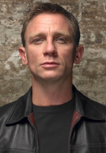 Daniel Craig
